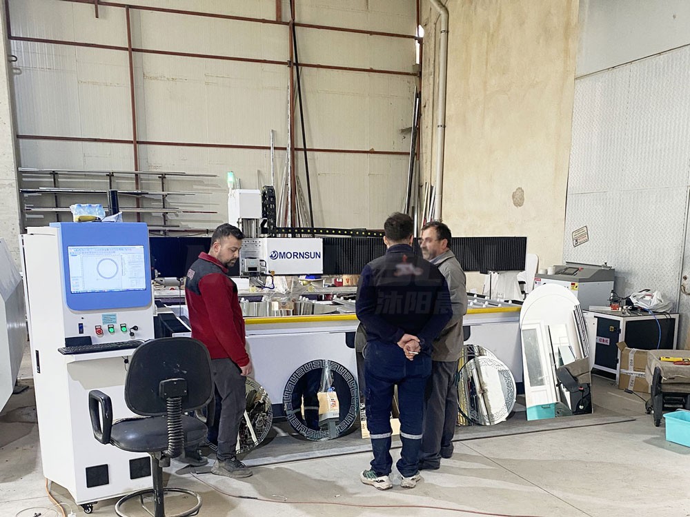 Capacitación en la máquina de arenado láser más novedosa de Turquía